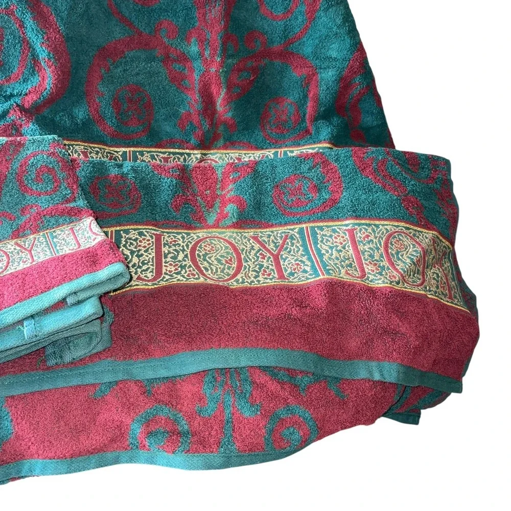 Santens Holiday Towels Set‎ Of 4 Green & Red 100% Cotton With Embroidered Joy